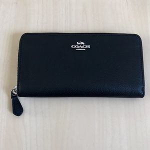 Coach black pebble leather wallet